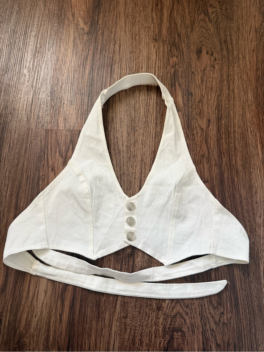 Princess Polly Cream Halter Button-Front Crop Top - Picture 2 of 3